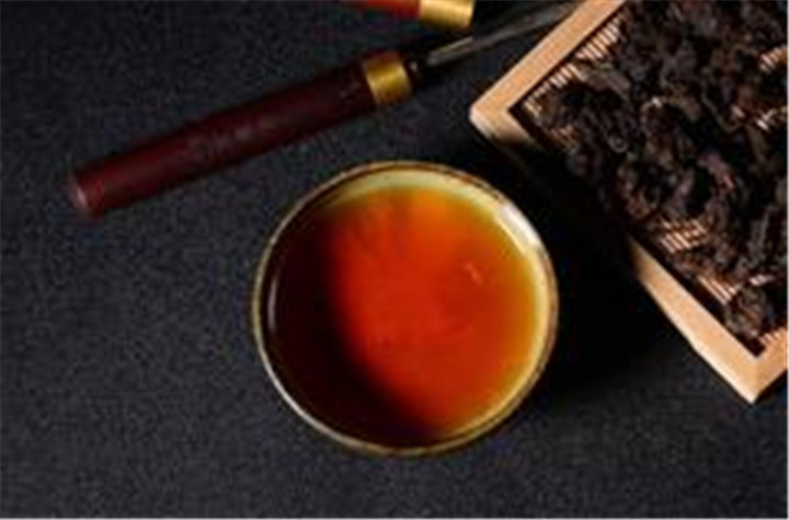 如何鉴定黑茶品质等级？