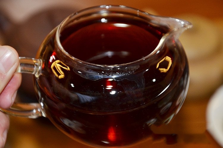 鉴定茶叶品质经常采用的方法