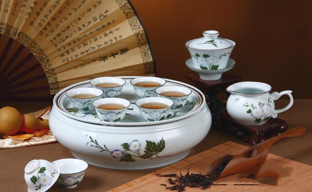 陶瓷茶具与名茶应如何搭配呢？
